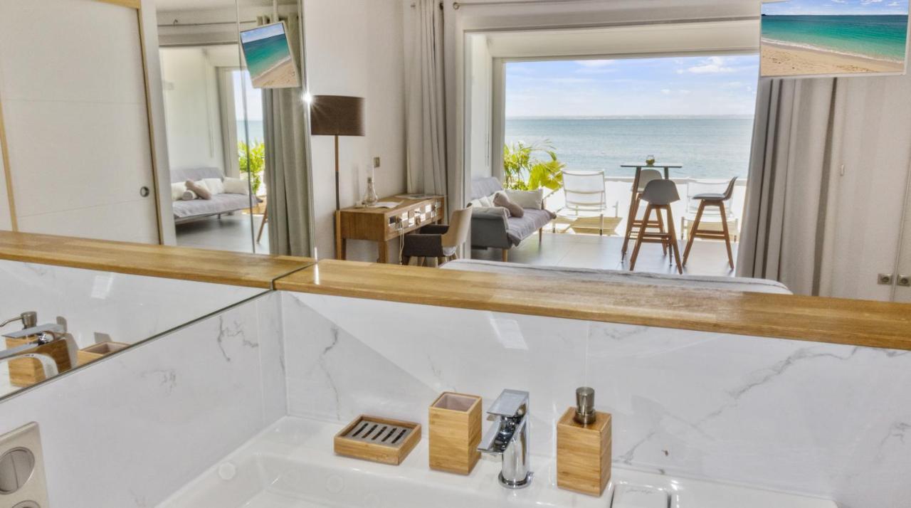 Official Page "Residence Bleu Marine" - Sea View Apartments & Studios - Saint-Martin French Side Grand Case Exterior foto