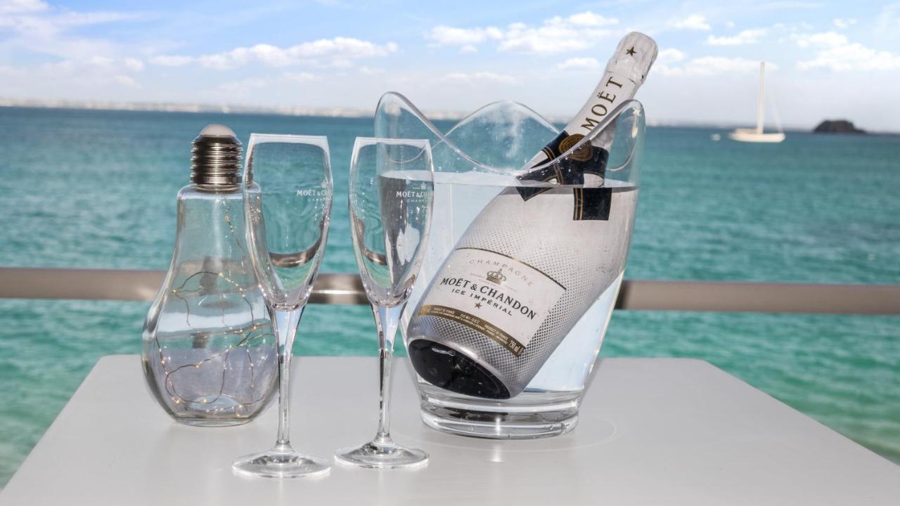 Official Page "Residence Bleu Marine" - Sea View Apartments & Studios - Saint-Martin French Side Grand Case Exterior foto
